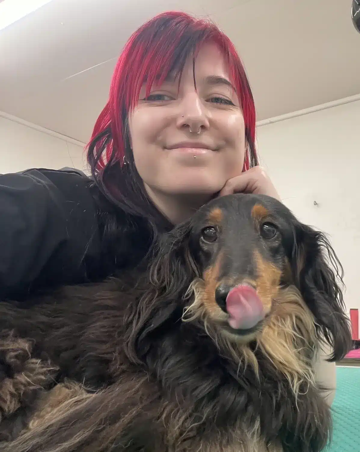 Esme, Dog Groomer at Kuri City